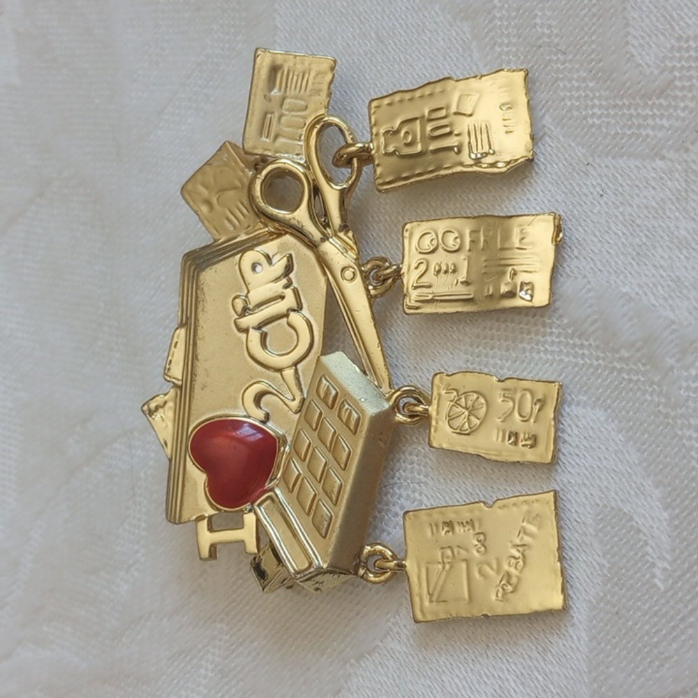 VTG Danecraft I Love To Clip Hairdressers Dangly Scissors Roller Papers brooch